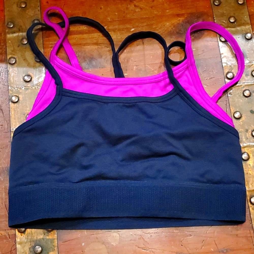 Fabletics non padded Medium Sports bra